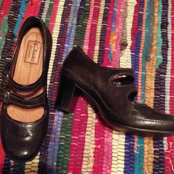 Clarks Artisan - Picture 2 of 4